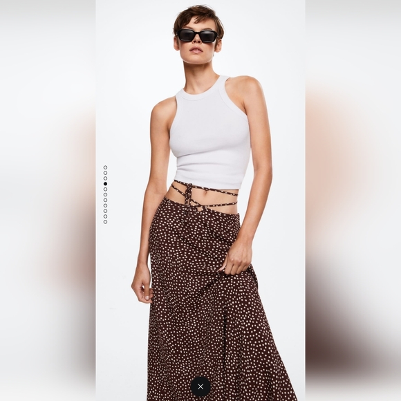 BNWT! Mango polka dot flowy printed skirt - Picture 5 of 6